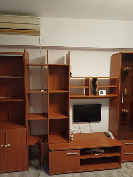 Militari, Apusului, Casa Roz,